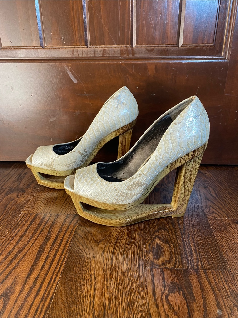 Jessica Simpson Nikki Women’s 7.5 Snake Print Wood Platform/Heels/Wedges